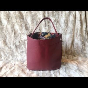 Bucket Bag ✨Make An Offer✨